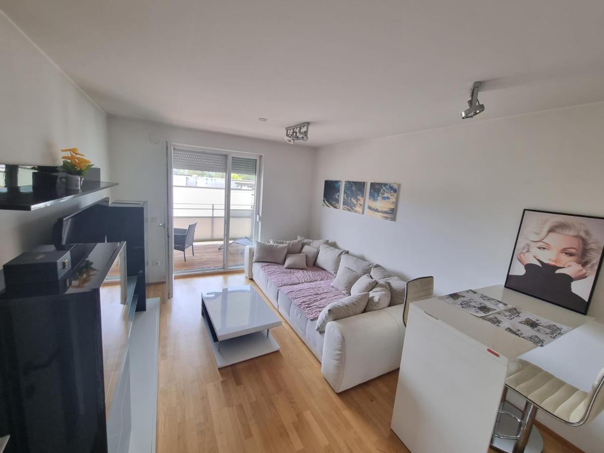 Traumapartment Neben Universitaet Und Lakeside In Klagenfurt Am Woerthersee ! Екстериор снимка