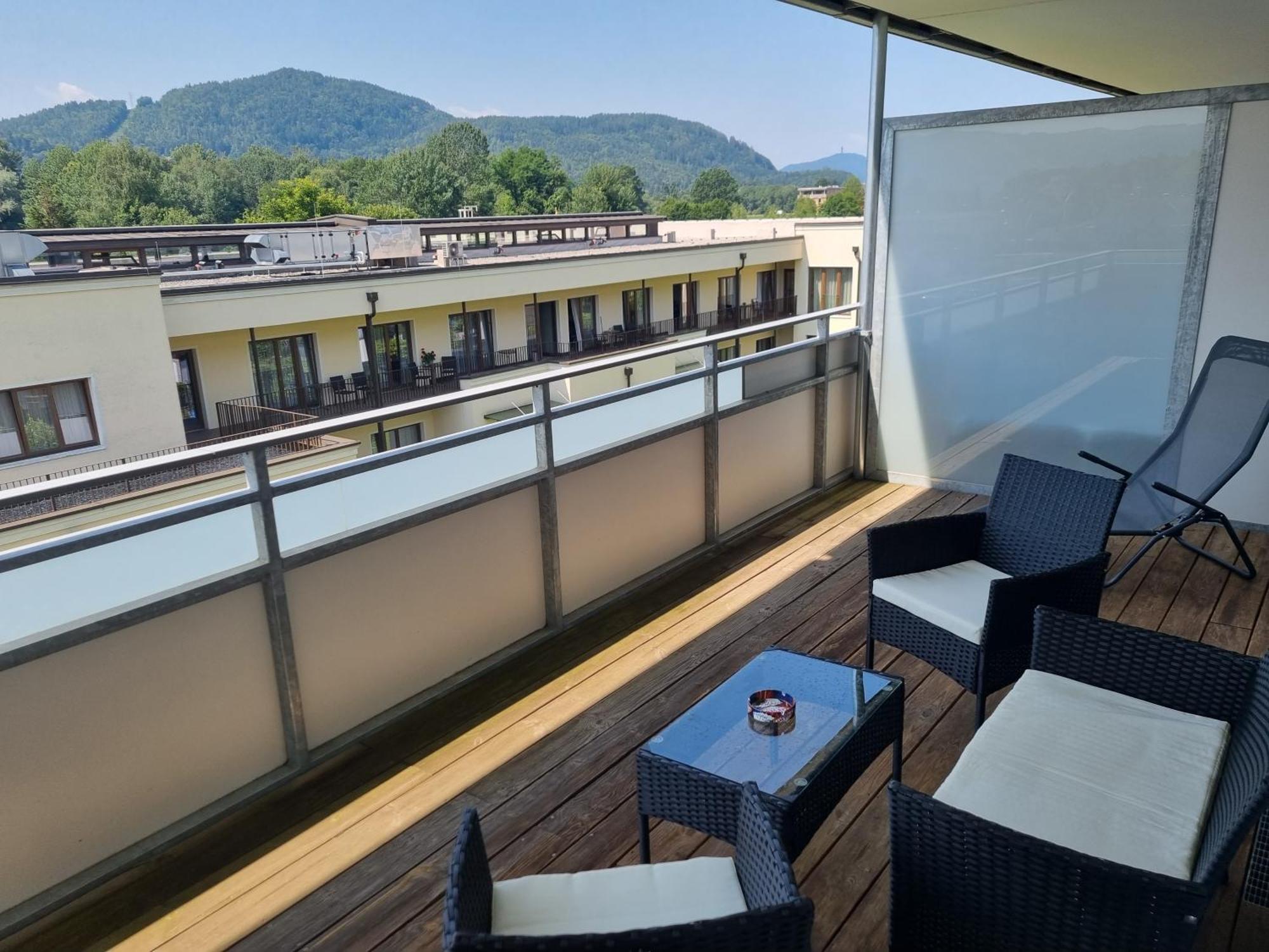 Traumapartment Neben Universitaet Und Lakeside In Klagenfurt Am Woerthersee ! Екстериор снимка